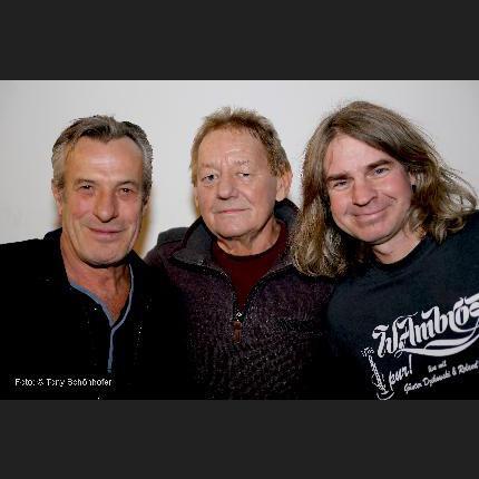 (c) Tony Schoenhofer